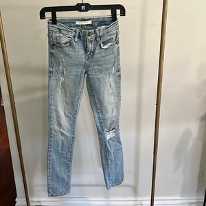 Women’s skinny jeans